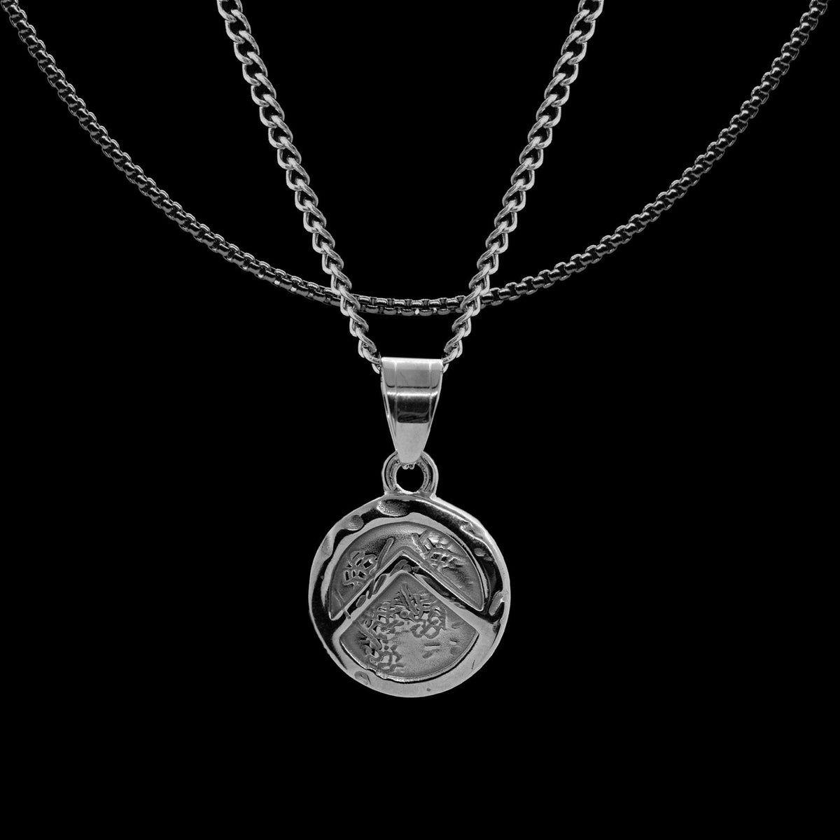 'Spartan's Shield' Pendant ( Silver )