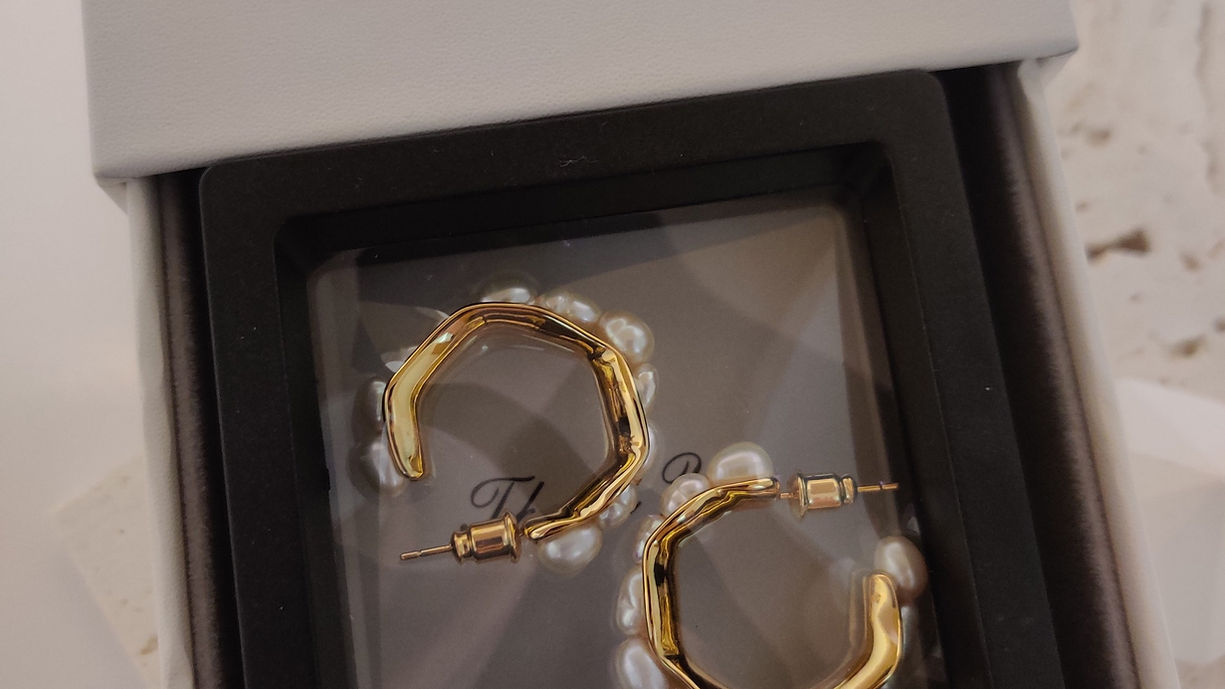 Irregular Gold Hoop Pearl Earrings