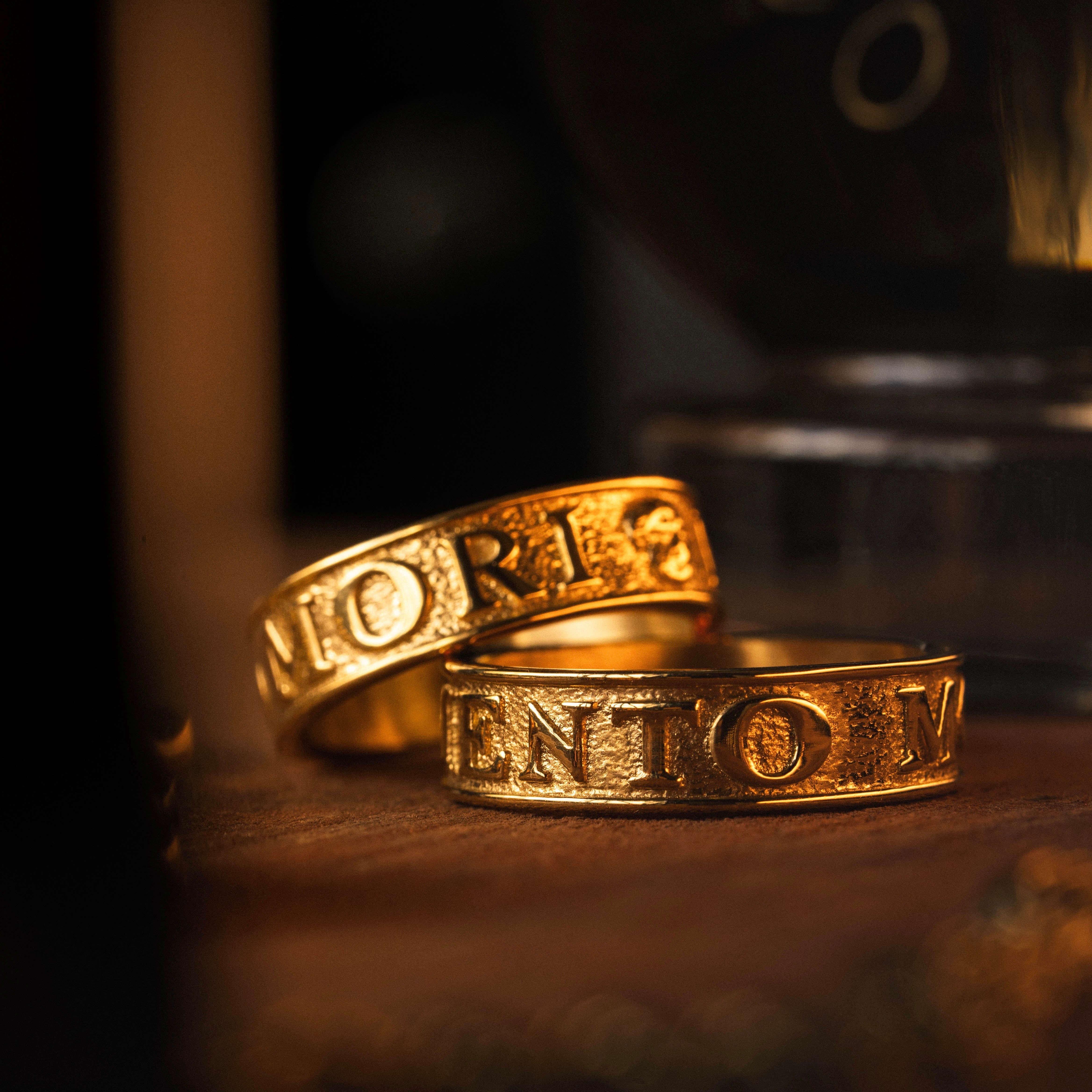 'Memento Mori' Ring - Gold