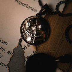 Death Smile: 'Memento Mori' Coin Pendant ( Silver / Black )